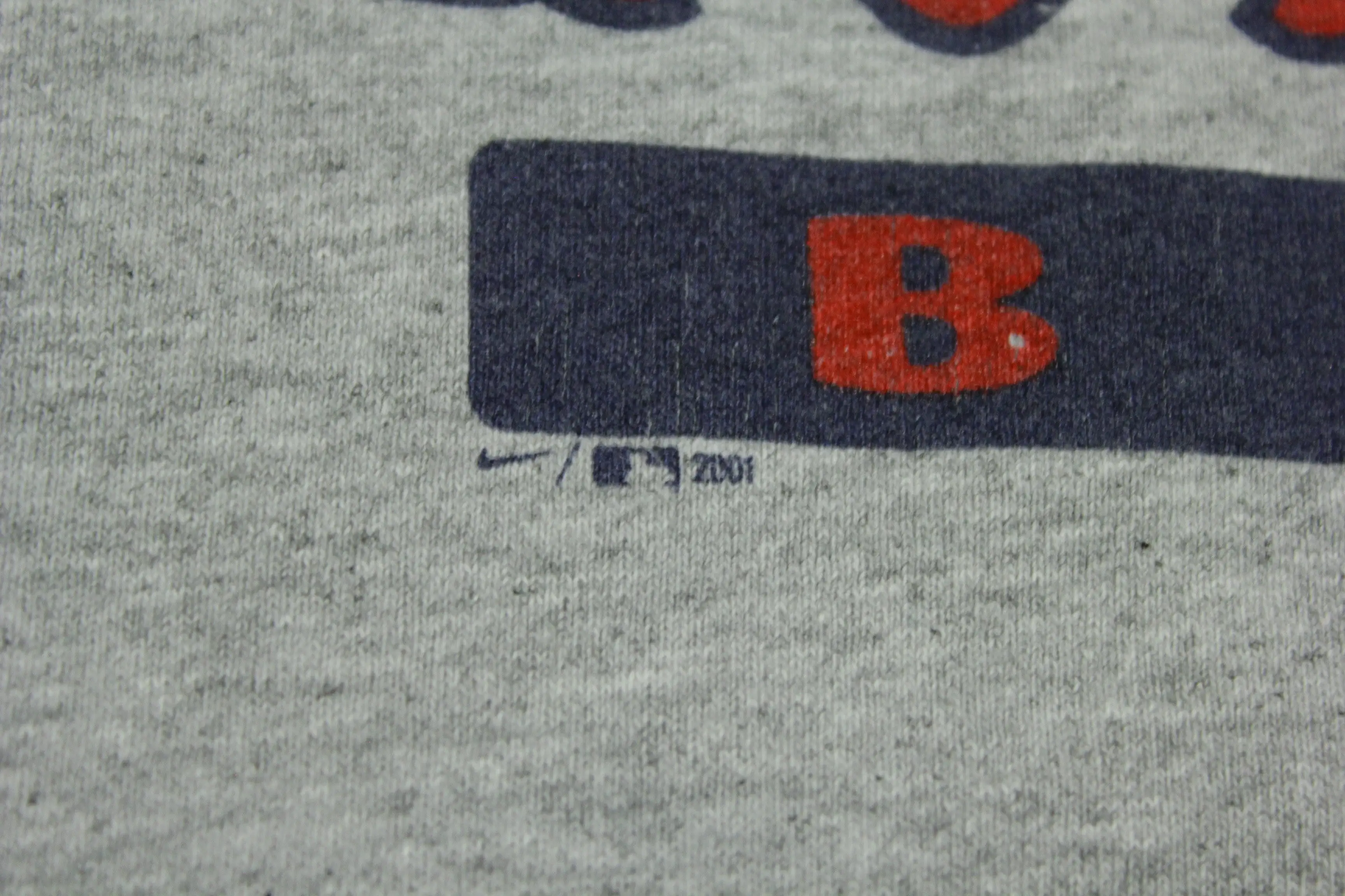 Boston Red Sox Vintage 2001 Nike Swoosh Logo Baseball T-Shirt