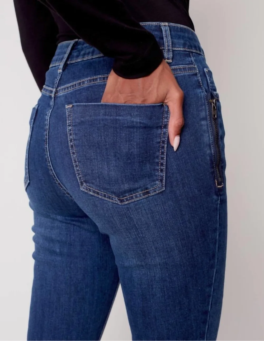 CHARLIE B - Slim Leg Jean