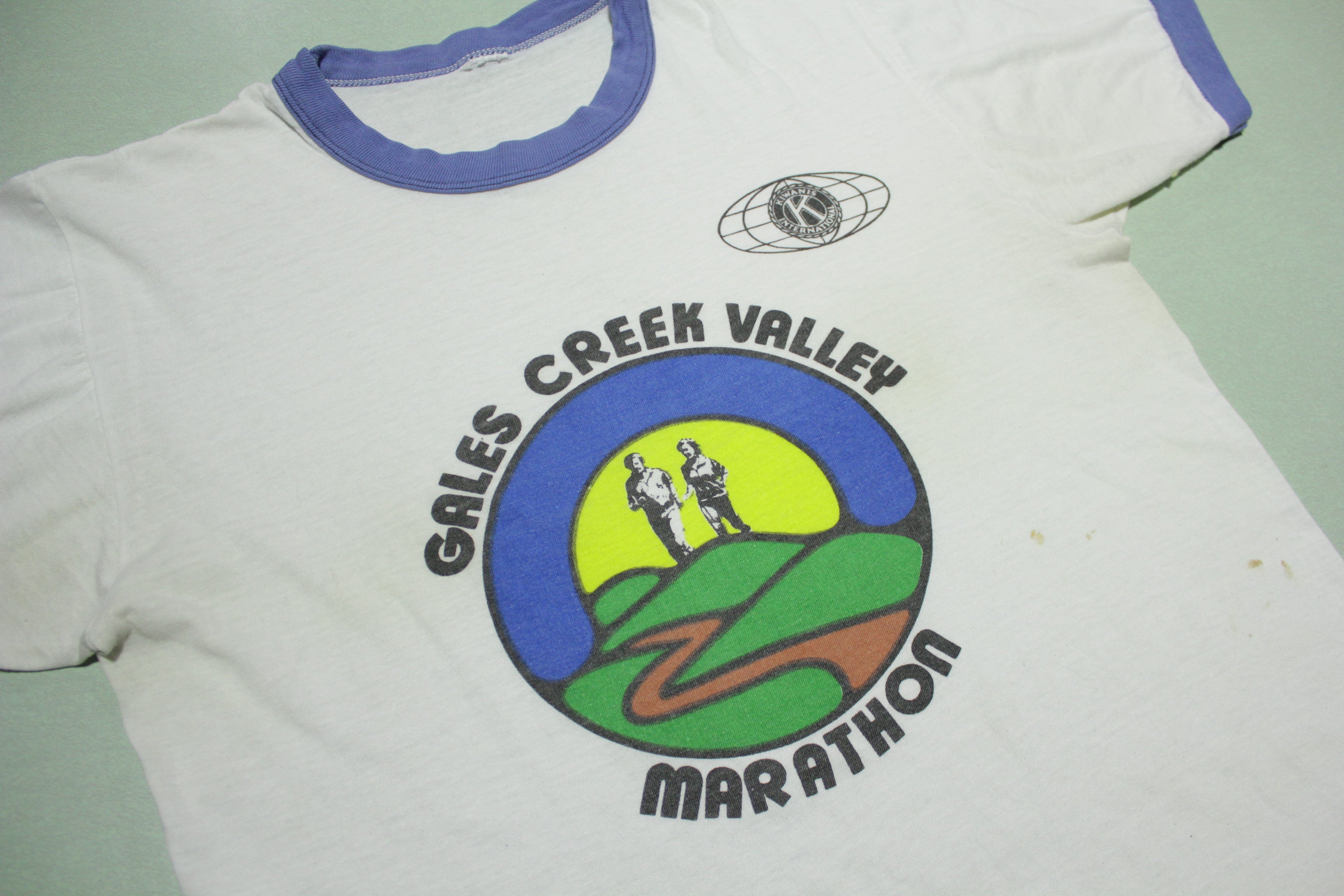 Gales Creek Valley Marathon Vintage 80's Ringer Kiwanis International T-Shirt