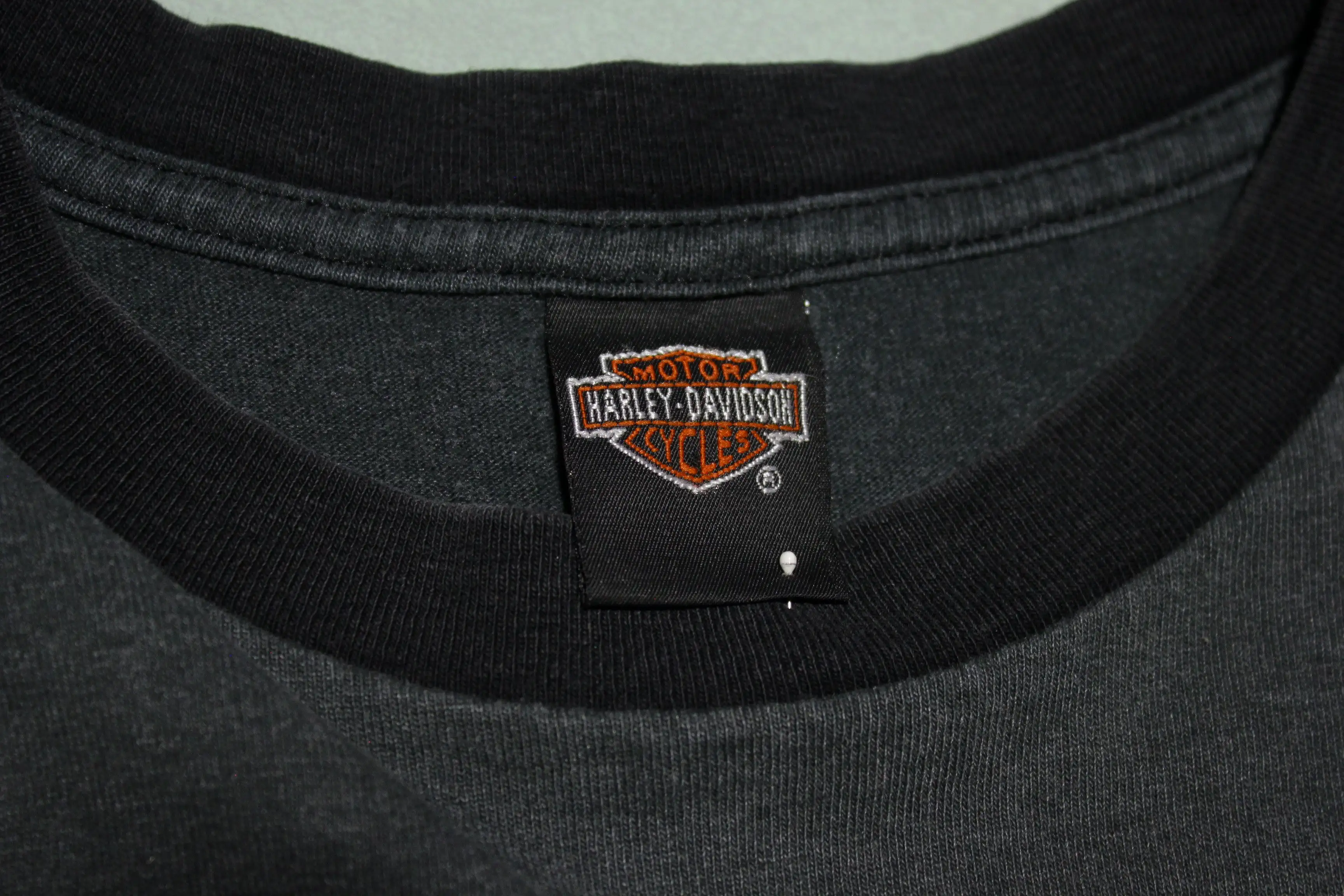 Harley Davidson 2001 Wenatchee Faded Black Single Pocket T-Shirt