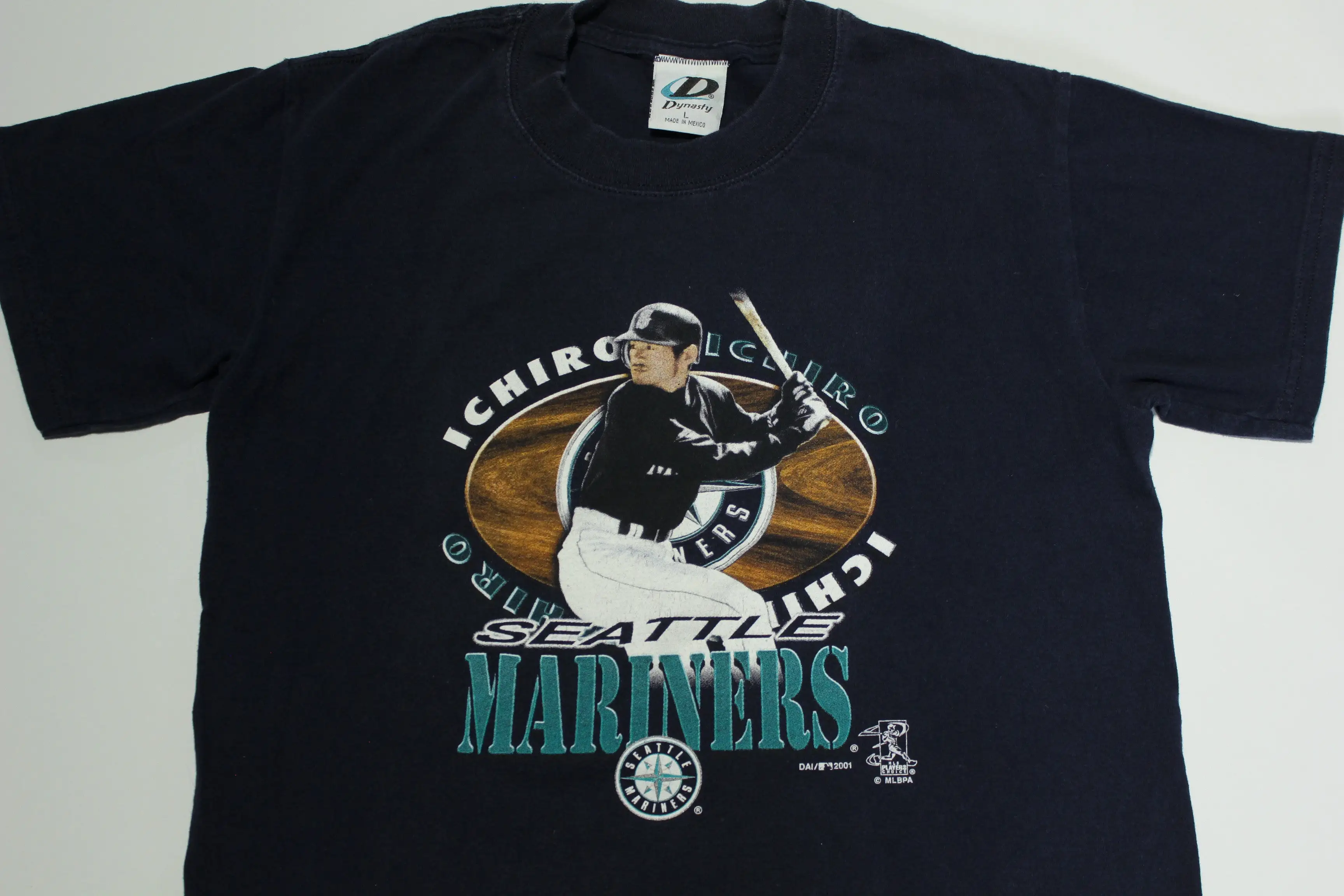 Ichiro Suzuki Vintage 2001 Seattle Mariners Dynasty T-Shirt