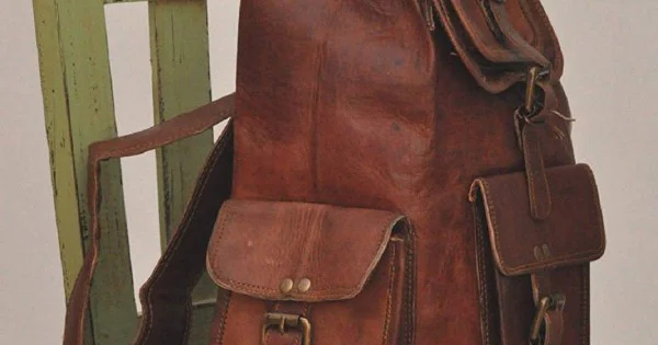 Leather Classy Retro/Vintage Dapper Rucksack/Backpack for Men and Women