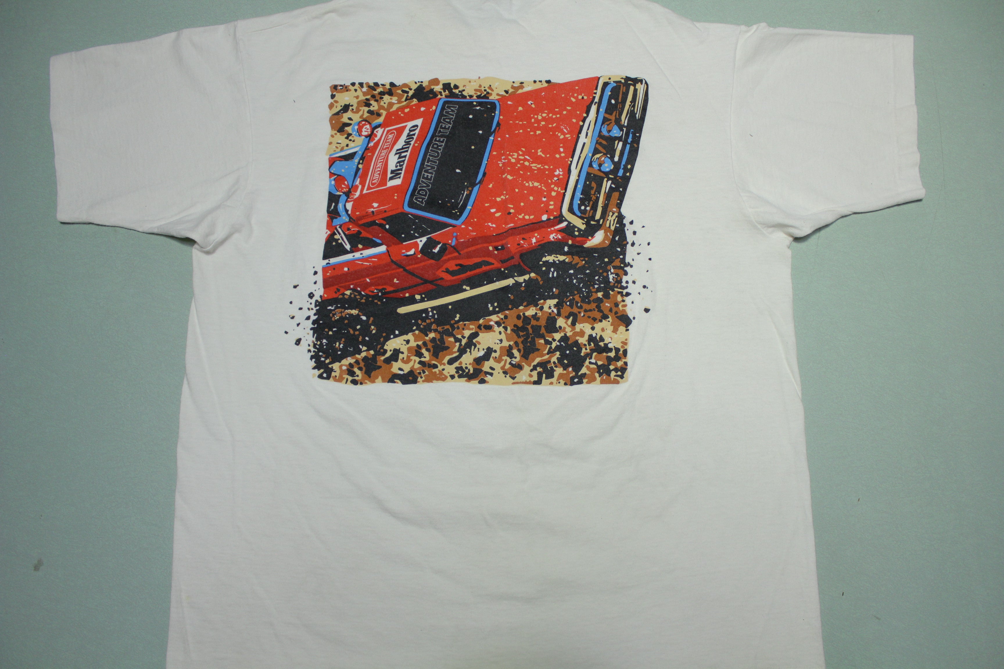 Marlboro Adventure Team Truck Vintage 90's Cigarettes Pocket Promo T-Shirt