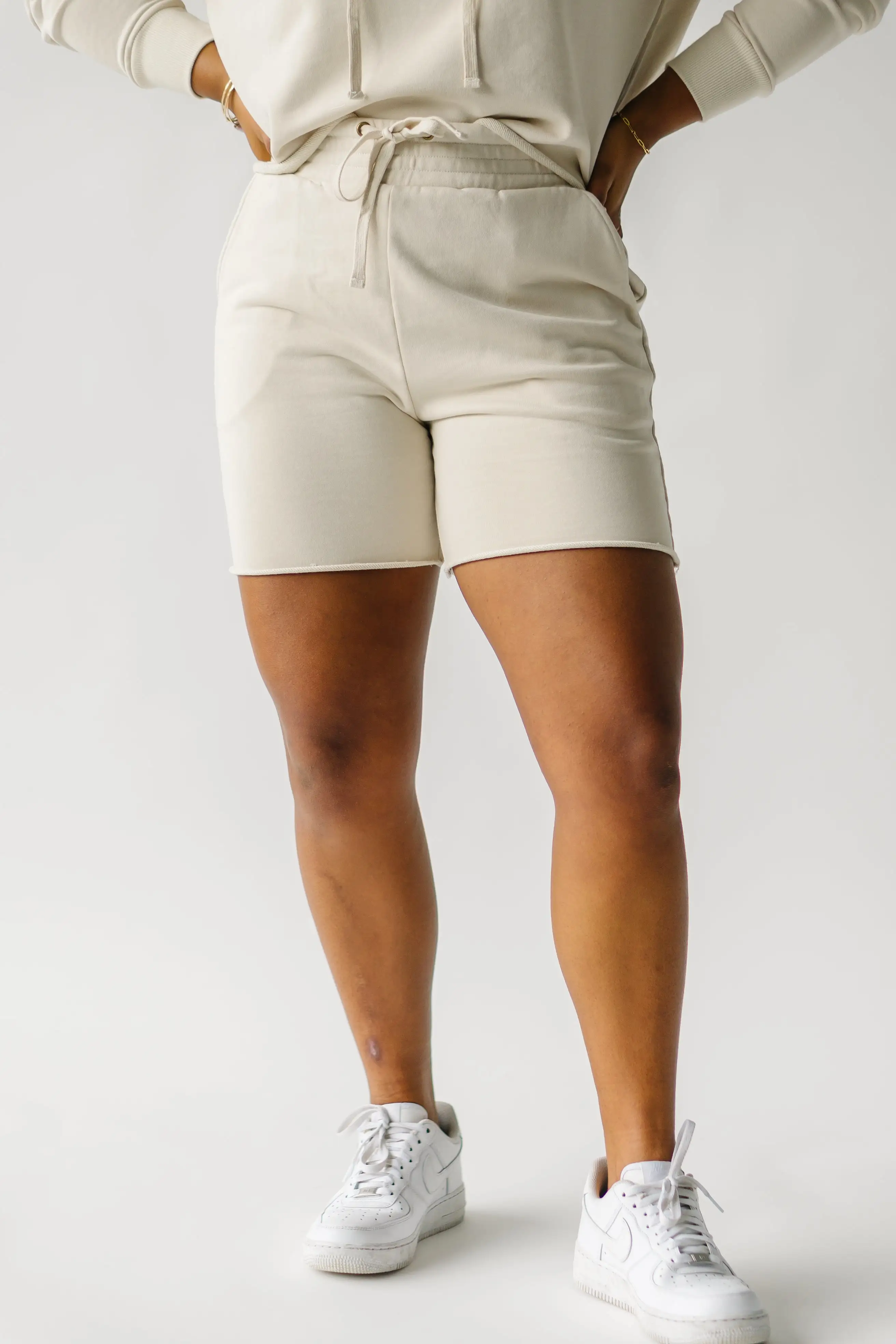 The Gretel Raw Edge Sweat-Shorts in Bone